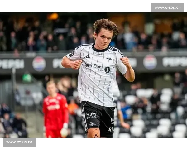 曼城外租四小将:尼潘、埃切维里领衔卫星队练级 曼城外租四小将:尼潘、埃切维里领衔卫星队练级