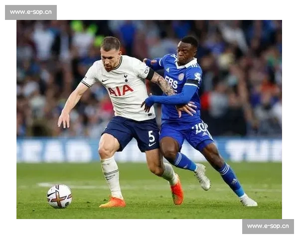 罗马诺确认！布伦特福德签下费耶诺德中场新星米兰博