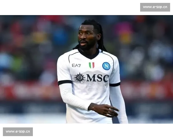 迪马济奥:安古伊萨因报价不足留守,那不勒斯激活续约选项