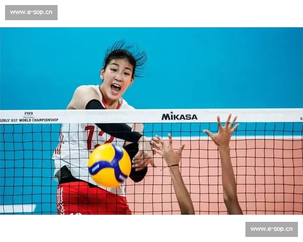 女排世锦赛阵容大调整！唐欣范泊宁双线作战，二传替补之争白热化，杨舒茗火线归队
