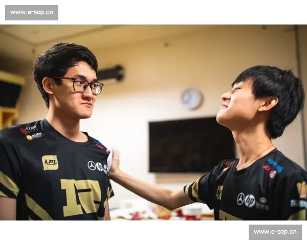 爆冷还是卫冕英雄联盟冠军预测，三支队伍呼声最高