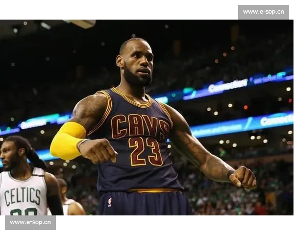 勒布朗特训照曝光！詹皇魔鬼训练备战新赛季，王朝能否延续